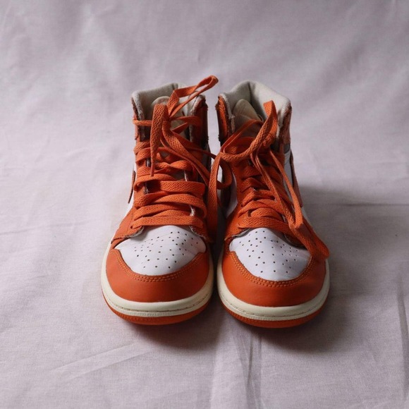 Nike Air Jordan 1 Mid GS Youth Size 1.5Y Orange White Basketball Sneakers - Picture 2 of 8